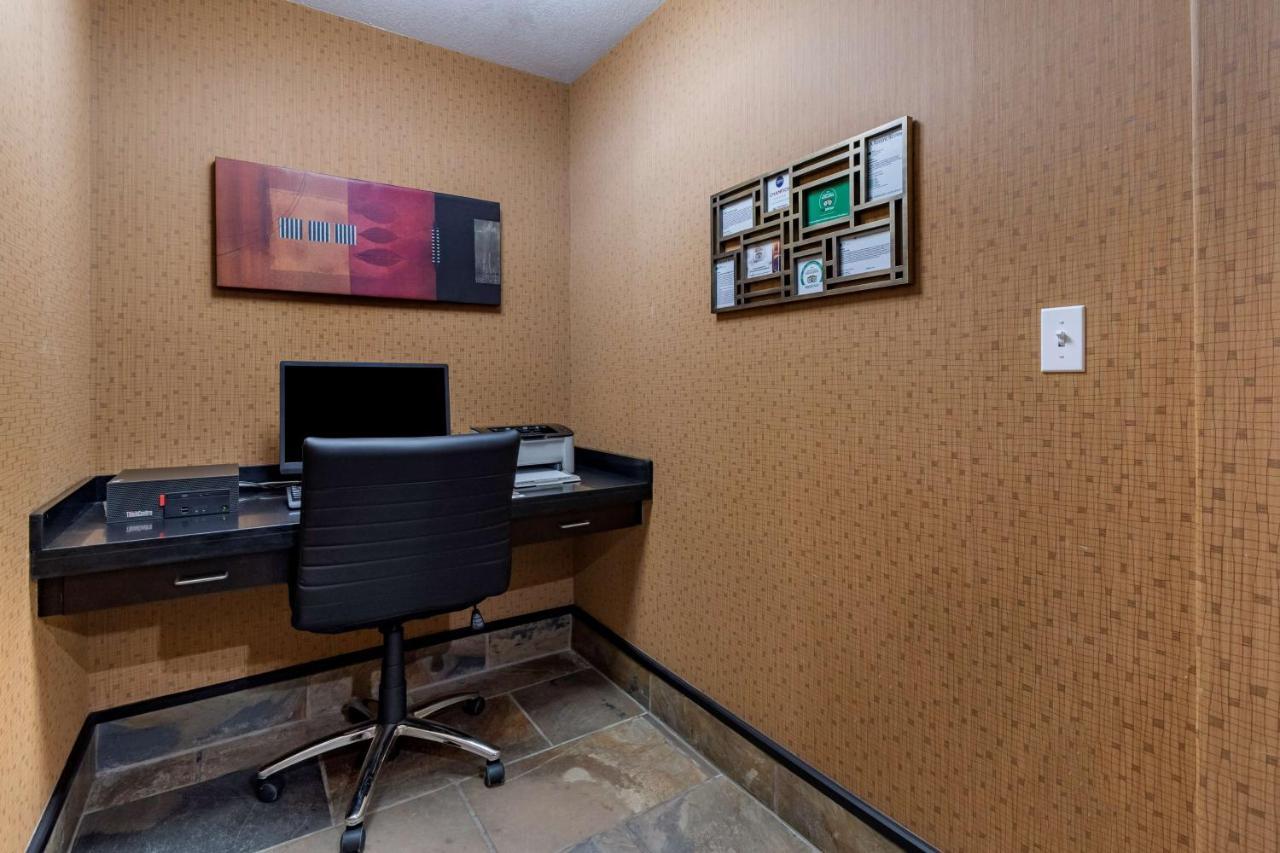 Best Western Bonnyville Inn & Suites Exteriér fotografie