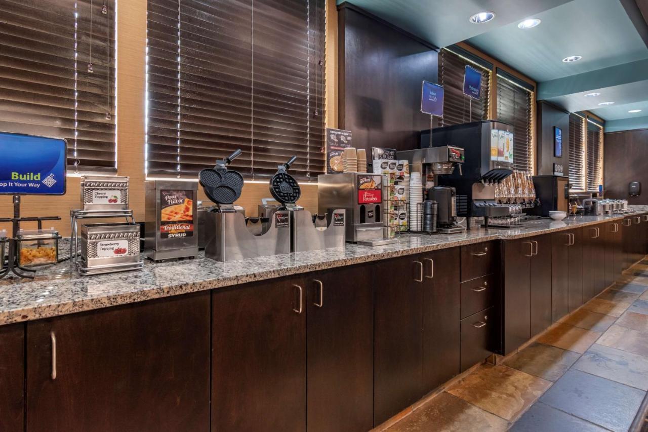 Best Western Bonnyville Inn & Suites Exteriér fotografie