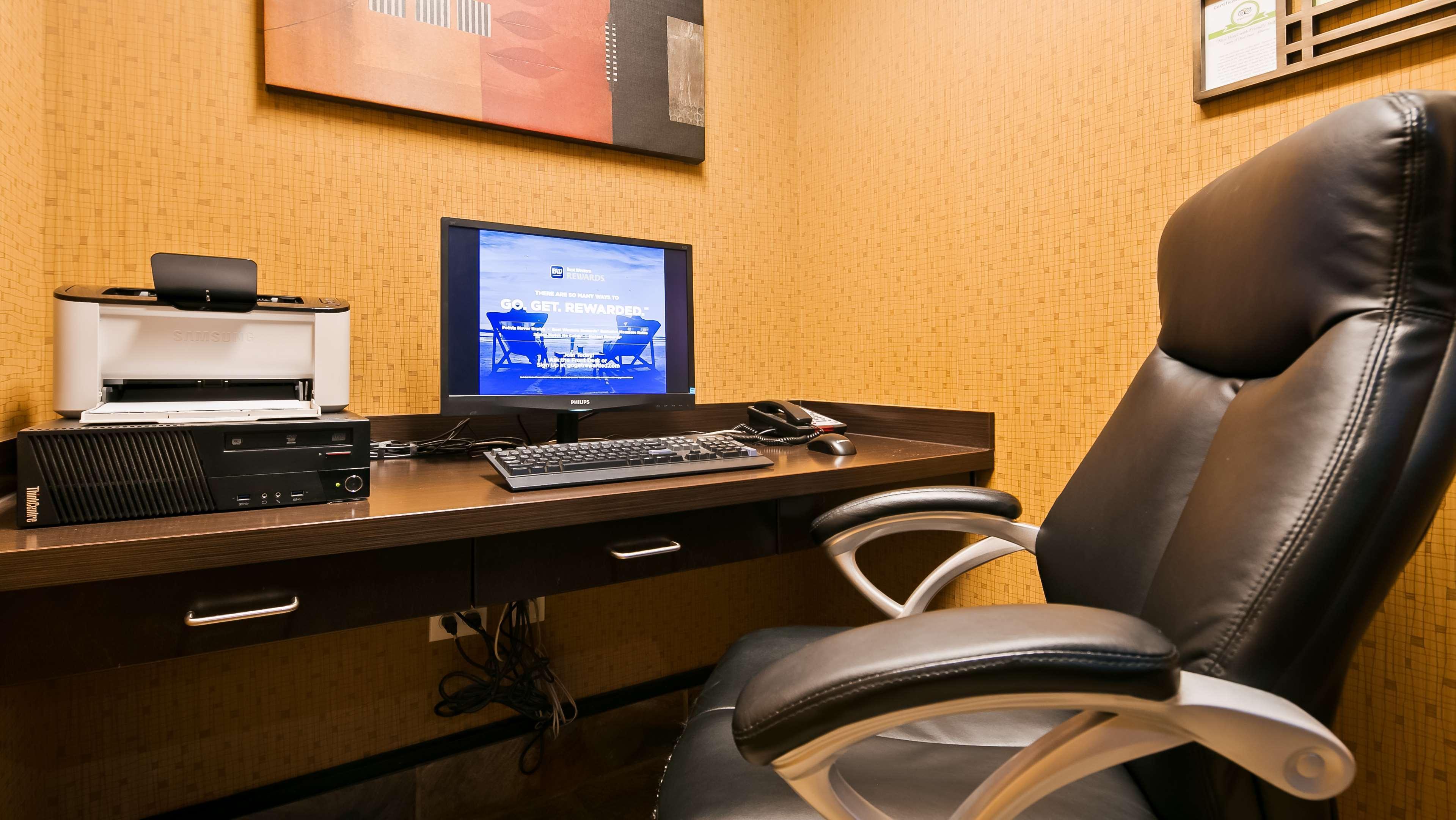 Best Western Bonnyville Inn & Suites Exteriér fotografie