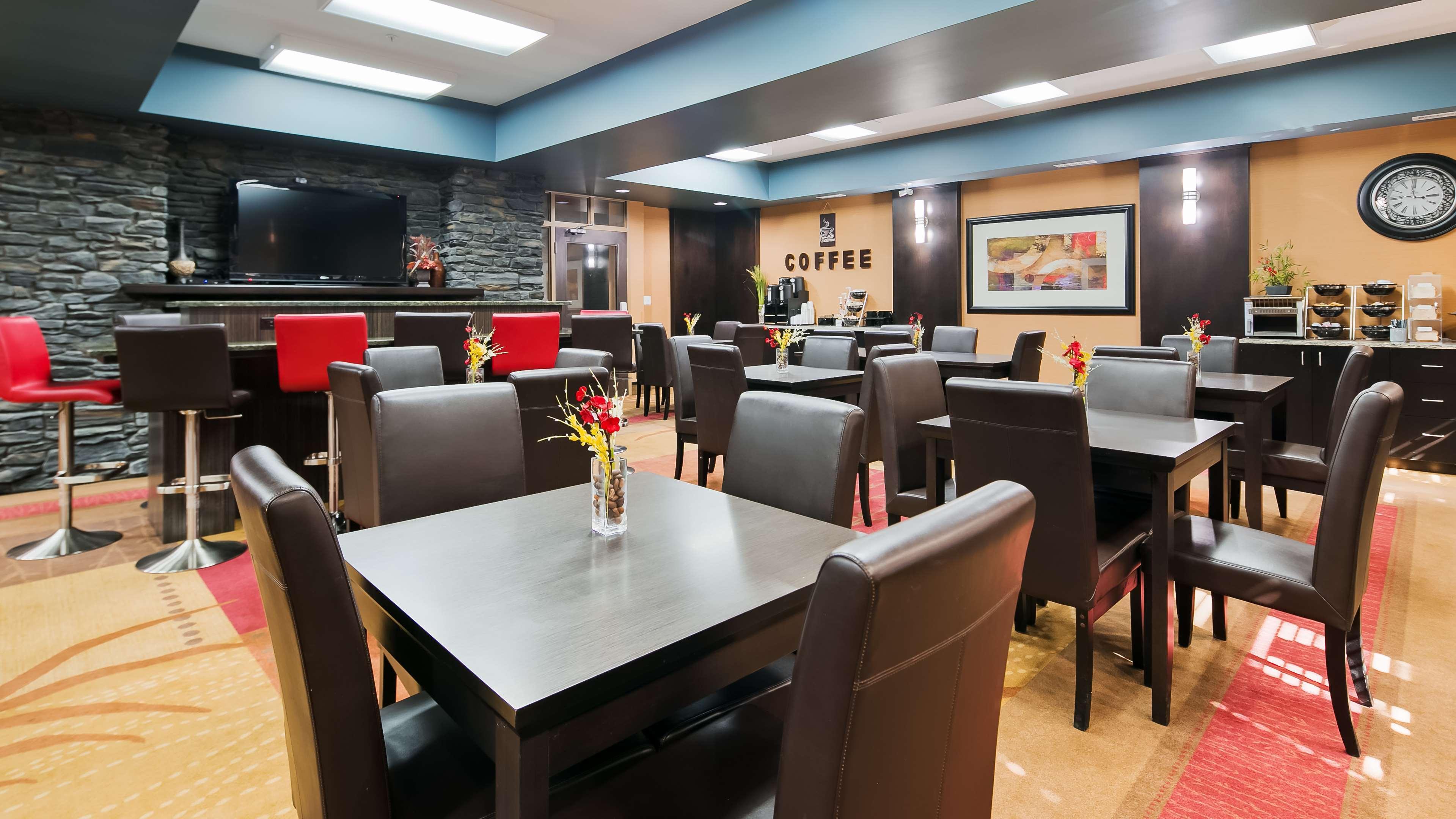 Best Western Bonnyville Inn & Suites Exteriér fotografie
