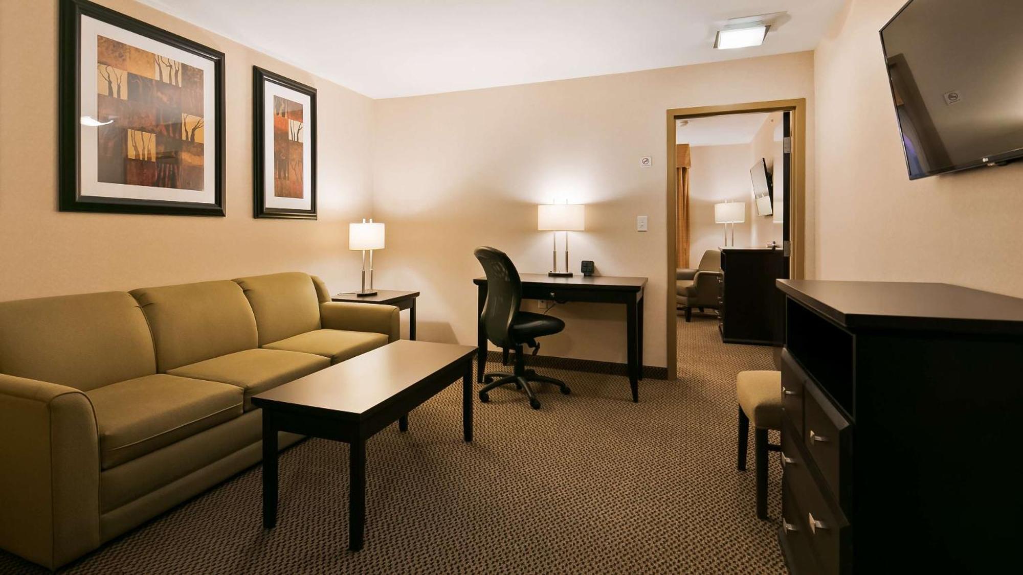 Best Western Bonnyville Inn & Suites Exteriér fotografie