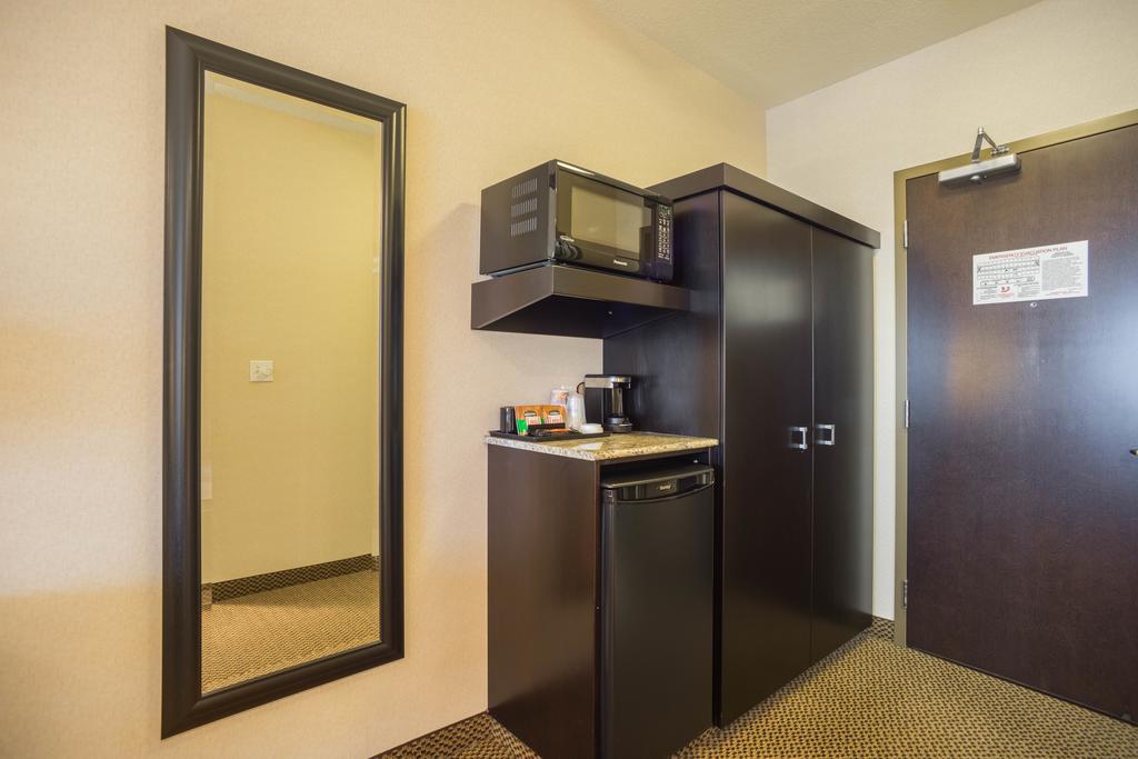 Best Western Bonnyville Inn & Suites Exteriér fotografie