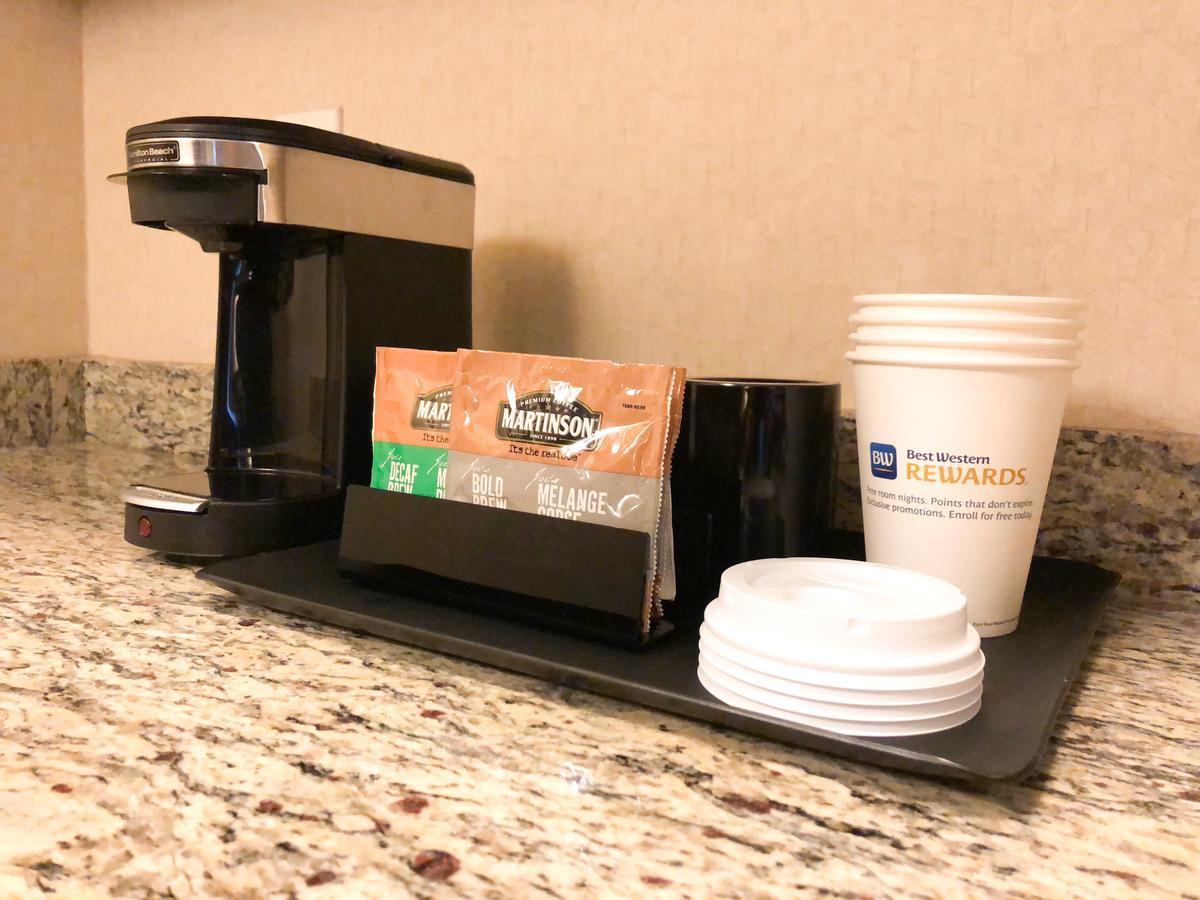 Best Western Bonnyville Inn & Suites Exteriér fotografie